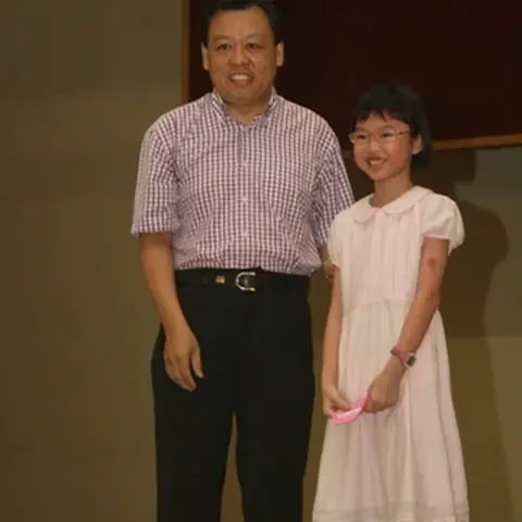 2009-mid-autumn-festival-scholarship-award-1 5