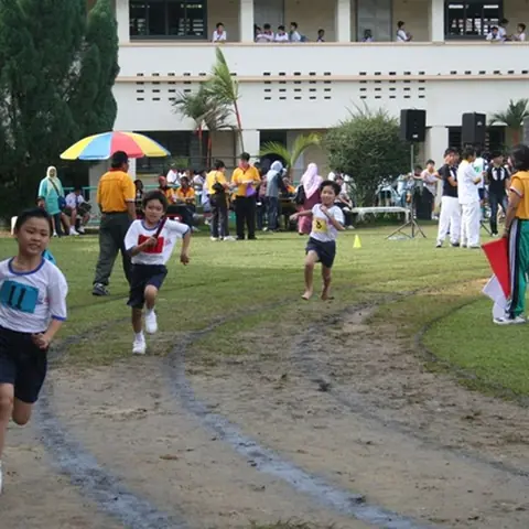 2009-sports-day-1 52