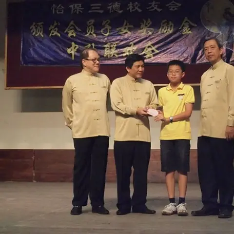 2012-mid-autumn-1 119